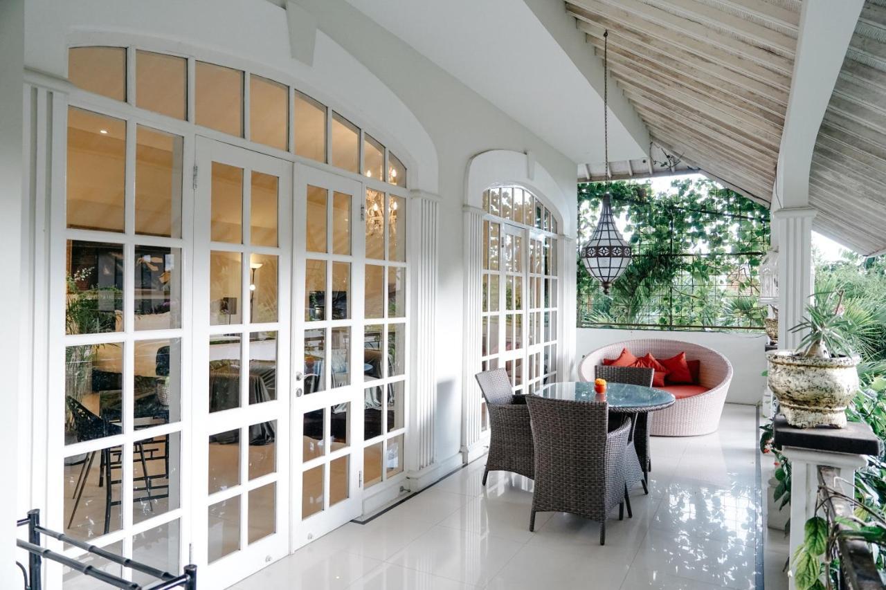 Casa Artista By Kresna Hospitality Hotel Seminyak  Exterior photo